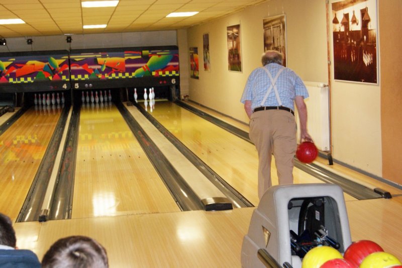 bowling2014080615.jpg