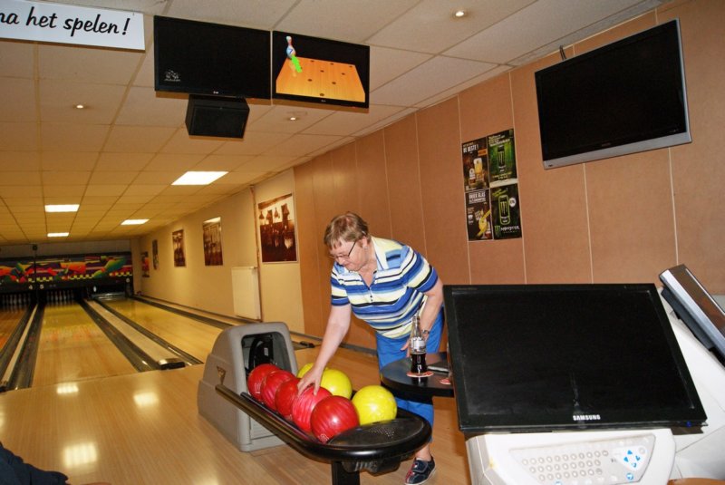 bowling2014080624.jpg