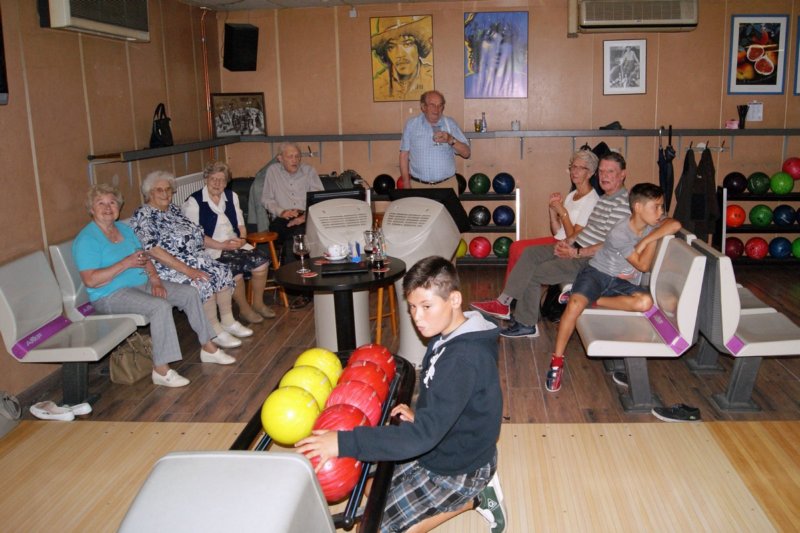 bowling2014080630.jpg